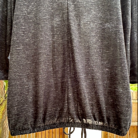 GAP Charcoal Gray 3/4 Sleeve V Neck Slouchy tie waist Top Shirt Medium - Picture 5 of 16